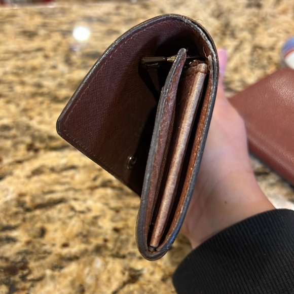 Authentic Louis Vuitton small wallet - Picture 11 of 12